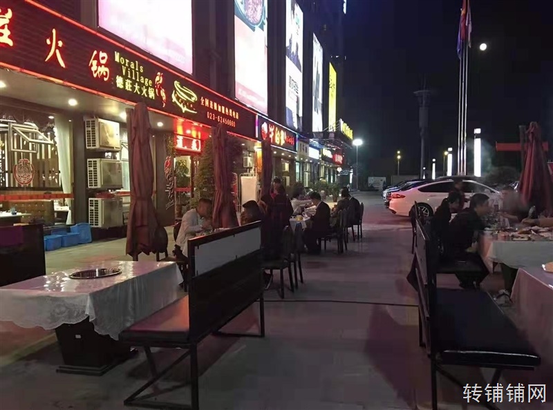 恩施金桂大道国际服装城餐厅转让