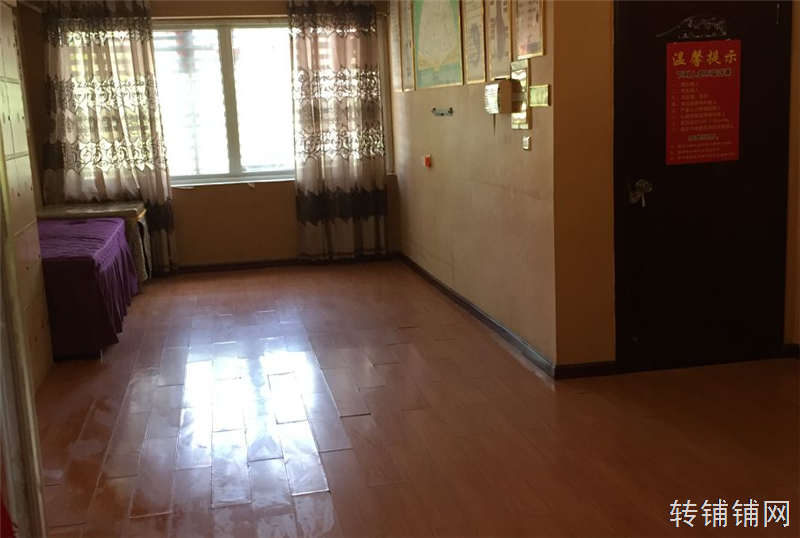 恩施土桥坝临街宾馆整体转让