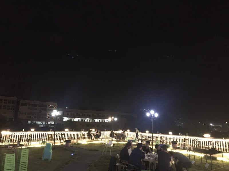 恩施（无人不晓得）土桥坝隔壁老虾夜市转让