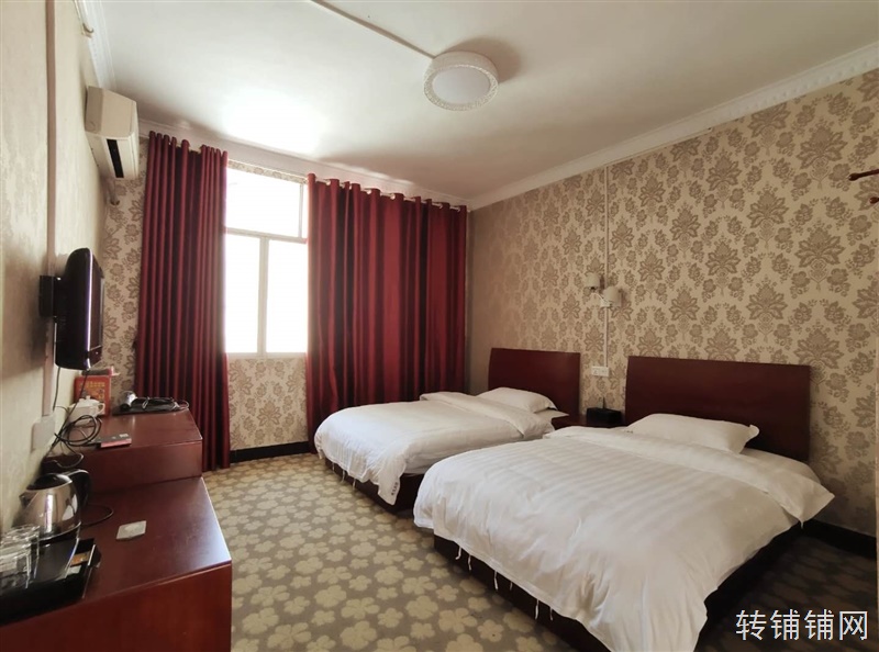 利川东城路宾馆转让