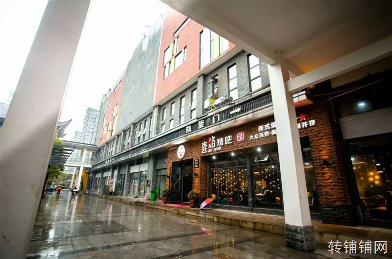 硒都茶城主路口黄金地段精装修餐厅转让