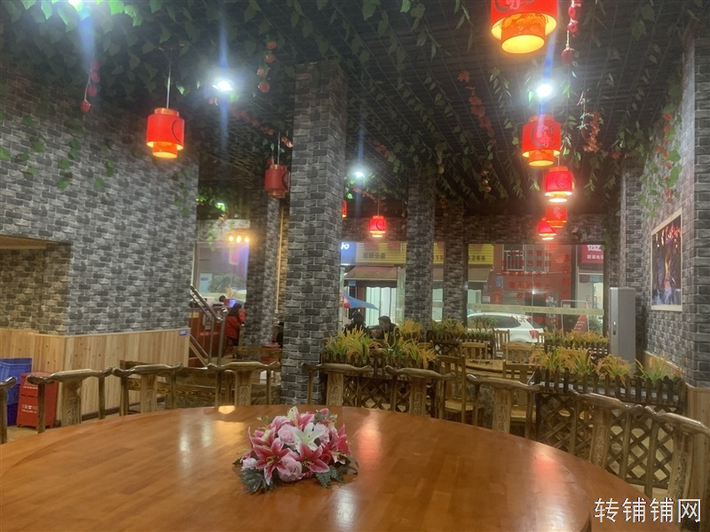 板桥小区餐饮店转让