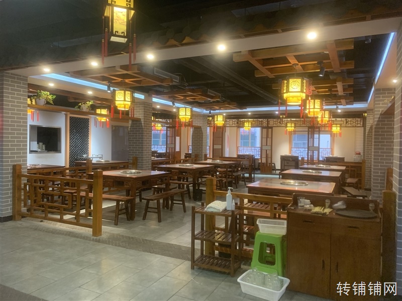 航空路百佳后面转角二楼出租