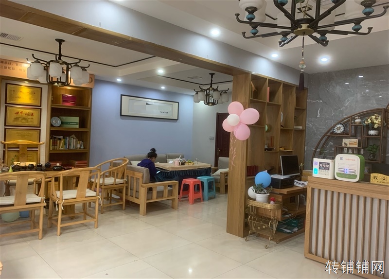 硒都茶城精装商铺空转