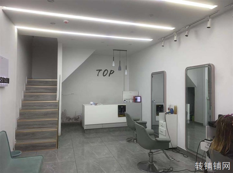 （低价/可空转）硒都茶城精装旺铺转让