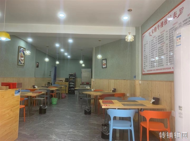（超低价转让）凤凰城临街餐饮旺铺80平米