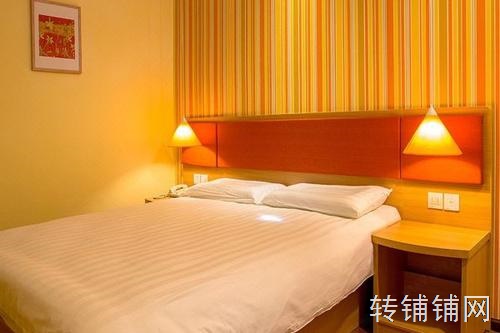 恩施湖北民院大门旁40个房间有免费停车场宾馆低价转让