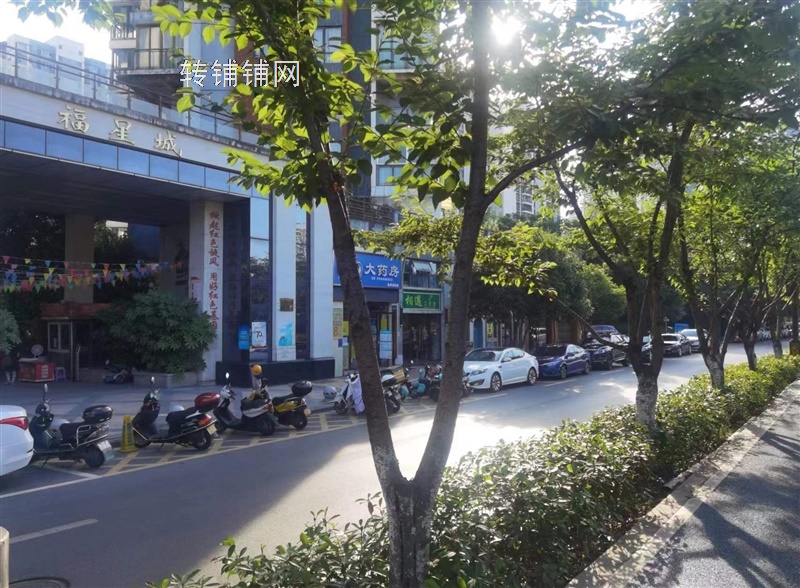 恩施福星城二期清江河畔门面直租